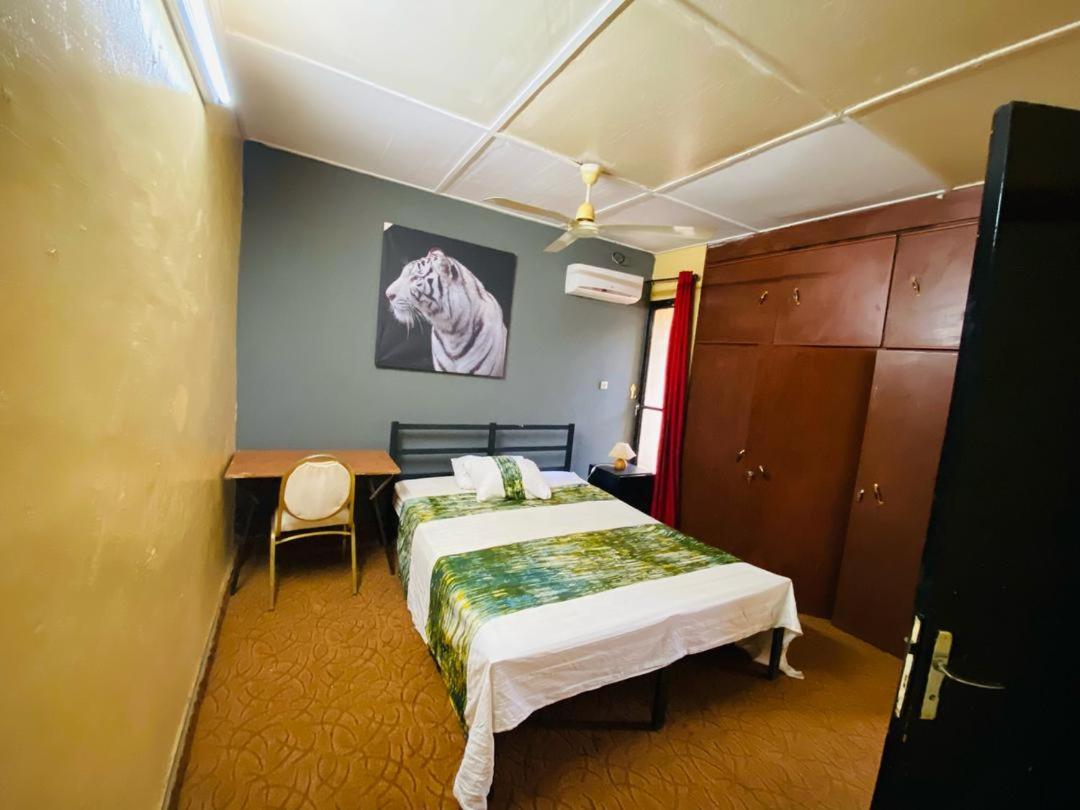 Villa Tenko Ouagadougou Exteriör bild
