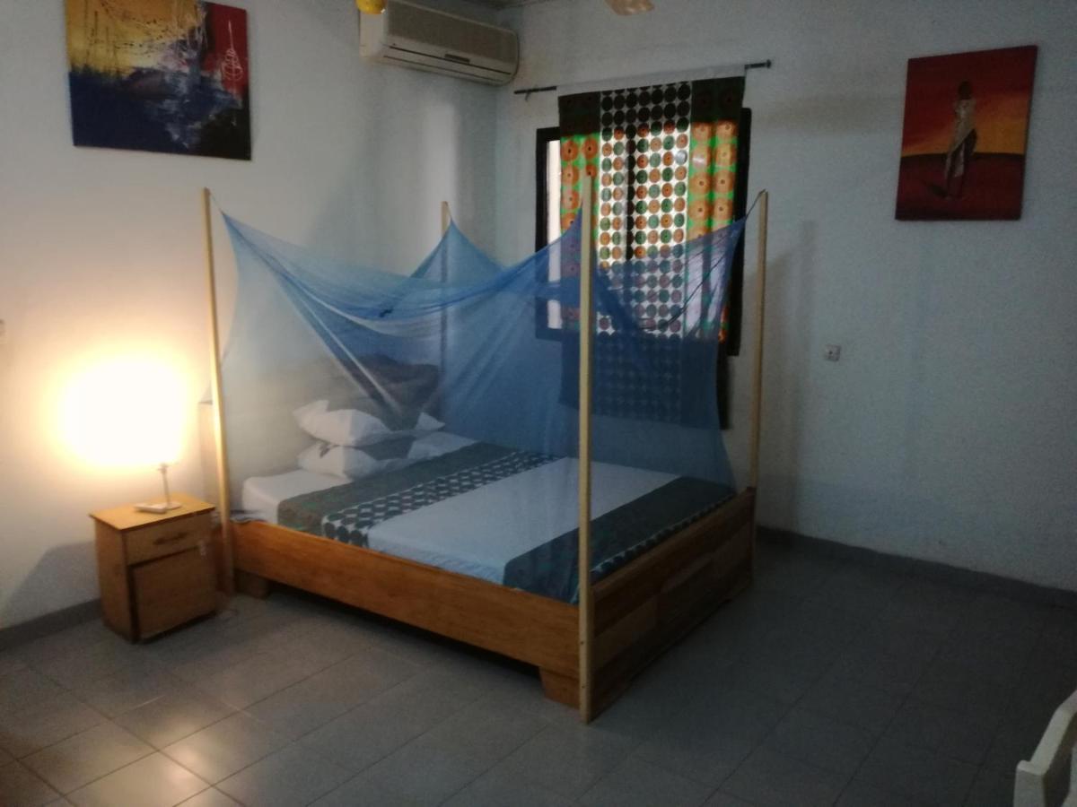 Villa Tenko Ouagadougou Exteriör bild